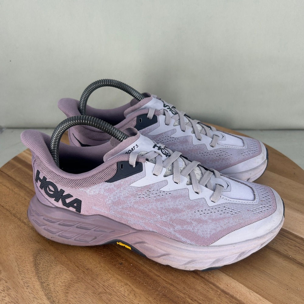 Hoka One One Speedgoat 5 Womens Trail Running Shoes Lavender Size 7 B Cushioned